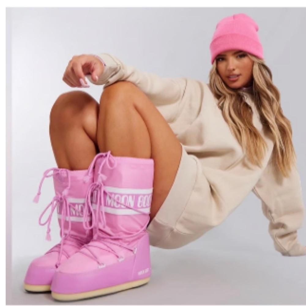 Moon Boot Icon pink Snow Boots SOLD OUT